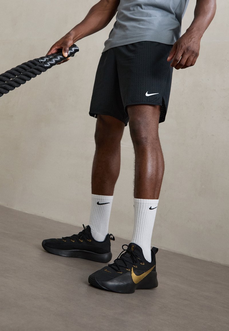 Nike Performance TOTALITY - Sports shorts - black/white