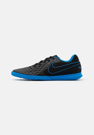 TIEMPO LEGEND 8 CLUB IC - Indoor football boots - black/light photo blue/cyber