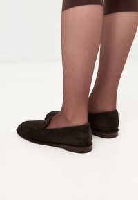 Thumbnail Image 3