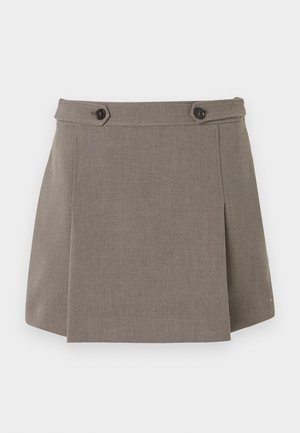 Taupe-Farbenes Stoff-Miniröckchen mit Überlappung vorne, zwei schwarzen Knöpfen am Bund und subtilen Logo-Details am Saum.