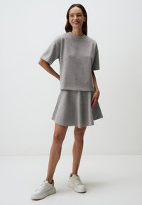 Jimmy Key T-shirt basic - grey