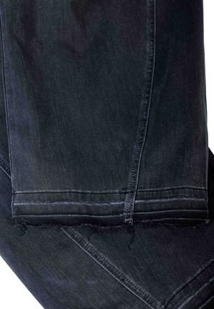 Elias Rumelis, NORALIE - Relaxed fit jeans - island black