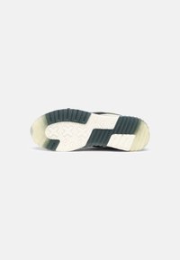 Scotch & Soda VIVEX  - Sneaker low - green/multi