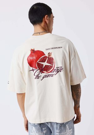Project X Paris, T-SHIRT POMEGRANATE EXPLOSION - Camiseta estampada - crème camel