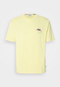 FRONT AND BACK ARTWORK  - T-shirts med print - sorbet yellow