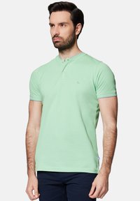 Niewybrane, light green