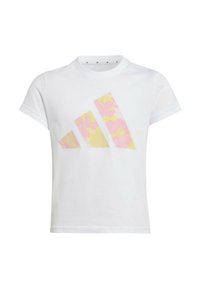 T-shirt bianco a maniche corte con un grande logo Adidas a motivo floreale rosa e giallo sul davanti. Collo rotondo, tessuto morbido.