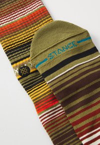 Stance CURREN CREW UNISEX - Socks - chive