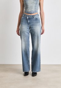 Karl Lagerfeld Jeans Traperice opuštenog kroja - green cast blue