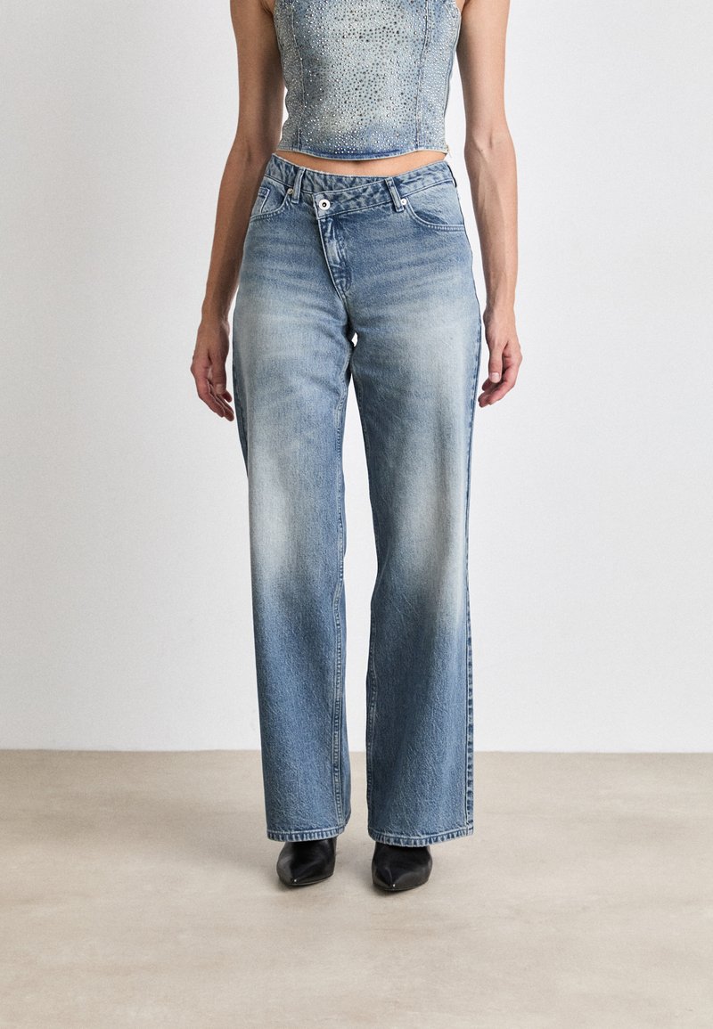 Karl Lagerfeld Jeans Traperice opuštenog kroja - green cast blue
