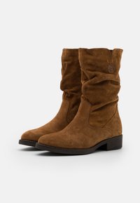 Tamaris Botas - cognac