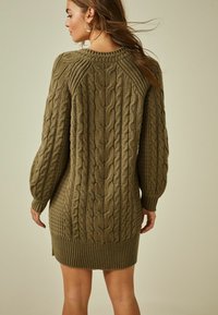 Next CABLE V-NECK - Sarafanas - khaki green
