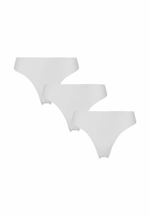 Drie effen witte damesbikini-onderbroeken diagonaal gerangschikt op een witte achtergrond.