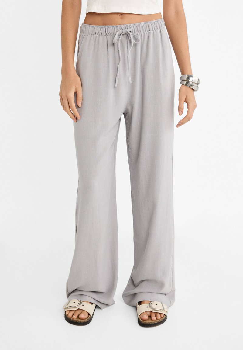 Stradivarius - FLOWING RUSTIC - Housut - mottled grey, Suurenna