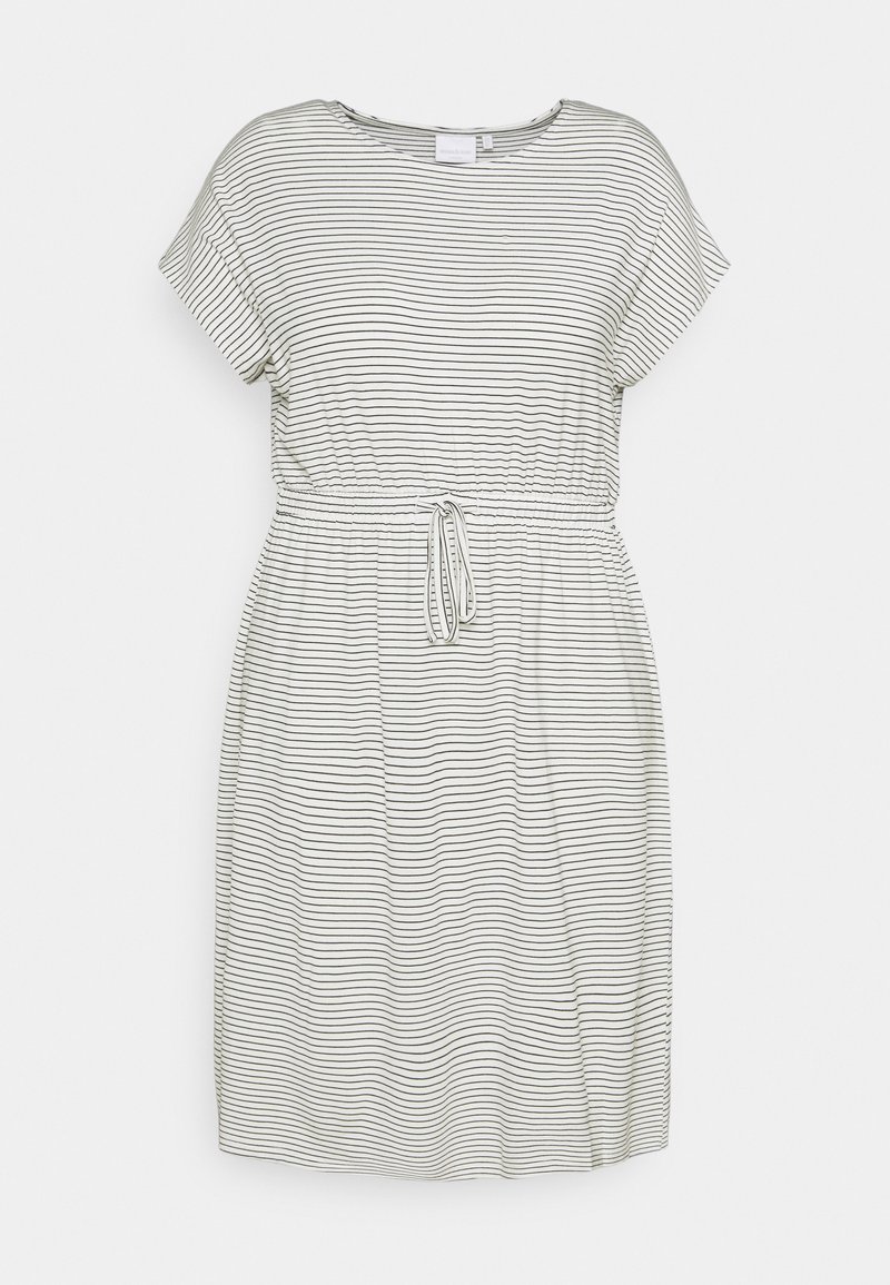 Mamalicious Curve MLALISON DRESS - Vestido de malha - snow white/black