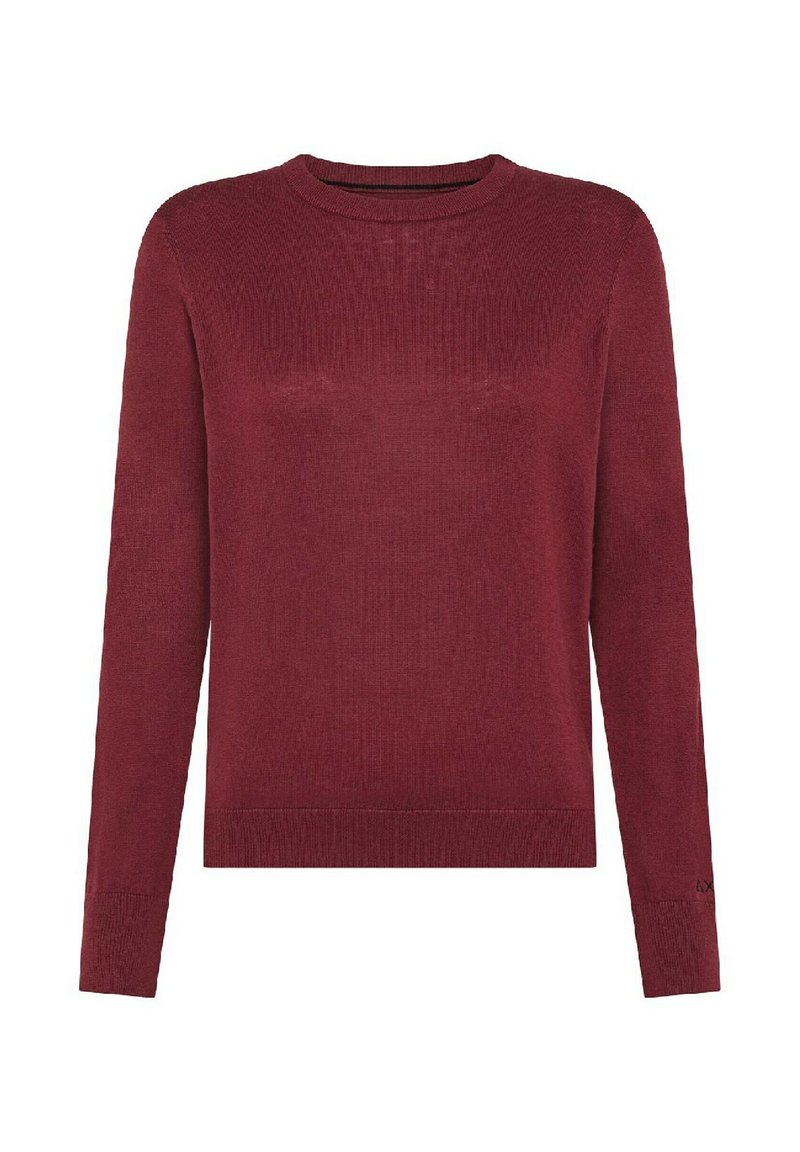 Maglione a maglia color bordeaux con scollatura rotonda, maniche lunghe e polsini e orlo a coste. Presenta una texture liscia e una silhouette aderente.