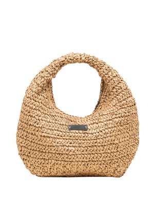 Borsa intrecciata in paglia marrone chiaro con manico arrotondato e piccola etichetta rettangolare nera del marchio al centro davanti.