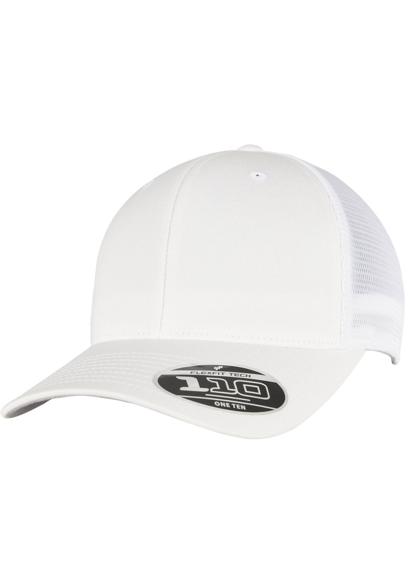 Weißes Baseballcap mit strukturiertem Sitz, seitlichen Mesheinsätzen, einem gebogenen Schirm und einem Markenetikett auf der Vorderseite. Glatte Stofftextur.