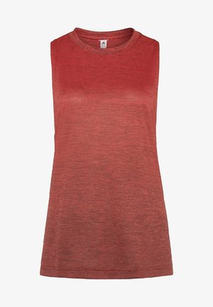 Top atlético sin mangas de color rojo con una textura degradada, cuello redondo y una tela suave. Sin patrones ni acentos visibles.