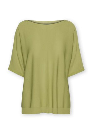 Top a maniche corte dal taglio ampio in verde oliva con scollo rotondo ampio e bordo a coste, mostrato su sfondo bianco.