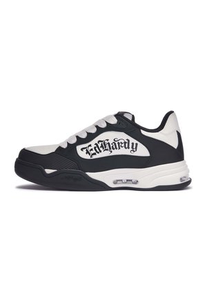 SNEAKER - Skate shoes - black/white