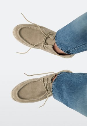 Massimo Dutti, Espadrillas - sand