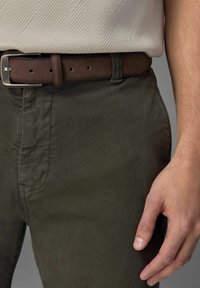 Next Chino - khaki green