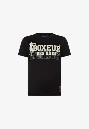 T-shirt nera con scritta "BOXEUR DES RUES" in bianco e beige e una silhouette beige di un pugile che colpisce sopra la scritta.