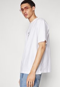 Pier One T-shirts med print - white