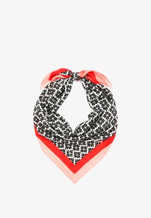 Foulard en soie avec un motif floral noir sur un fond blanc, bordé de corail et de rose. Forme triangulaire, texture lisse.
