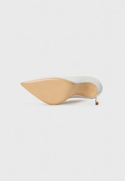 Silver high-heeled shoe with a pointed toe, smooth textile upper, and a light brown sole, featuring a thin metallic heel.