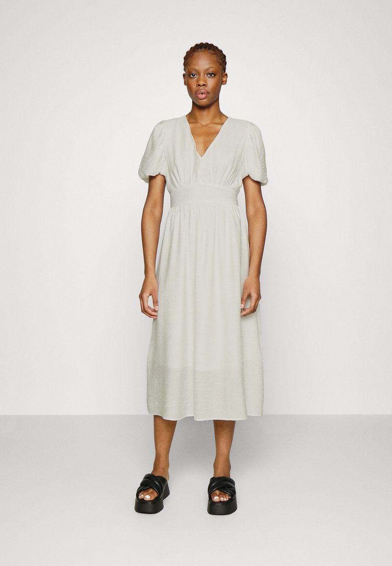 YAS YASCLEMA MIDI DRESS - Cocktail φόρεμα / Φόρεμα για πάρτι - star white