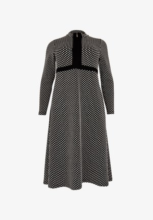 YOEK Strickkleid - black
