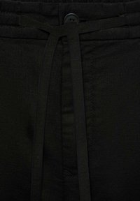 Thumbnail Image 7