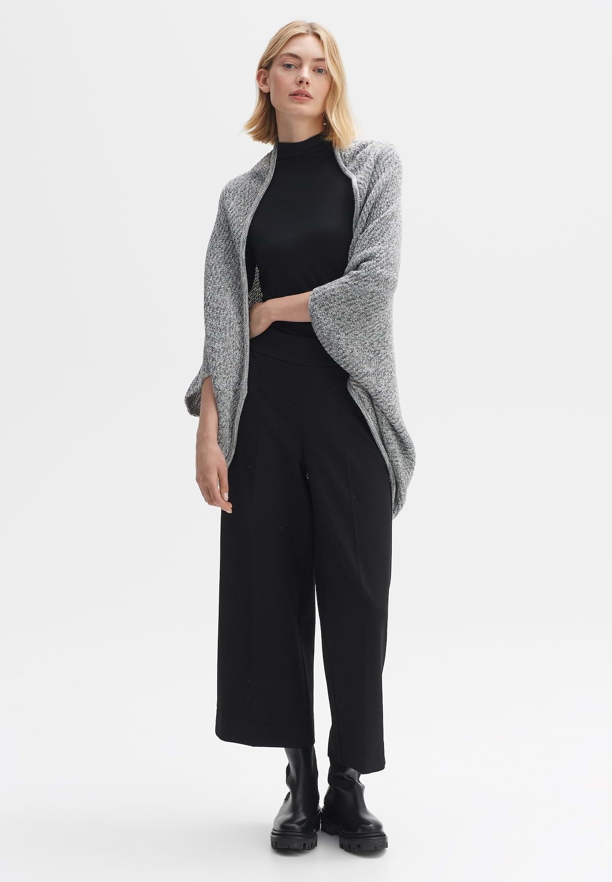 OPUS Damen Strickcape AMARYLLIS - Oversized Poncho Mit Waffelstruktur In Zwei Farben