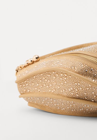 Cult Gaia MYRNA CLUTCH - Clutch - sand dollar