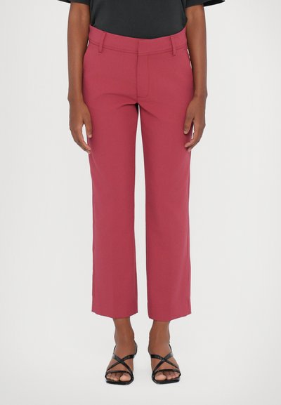 CLOSED SERANDON - Pantalon classique - cherry red