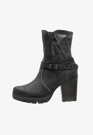 s.Oliver Stivaletti - dark grey