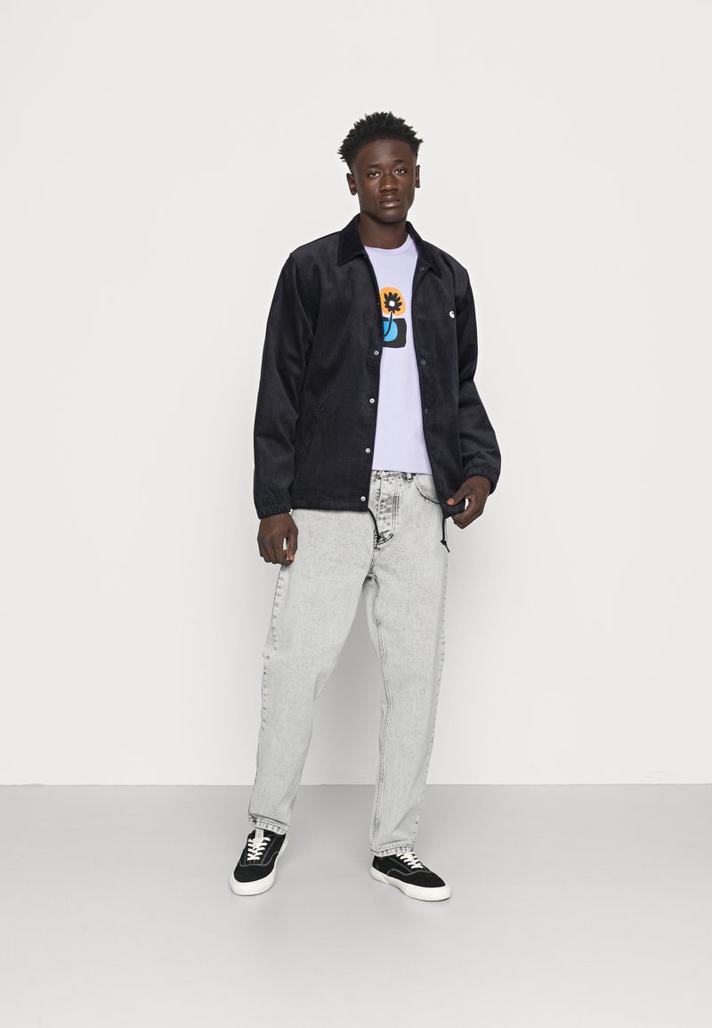 Herren Skinny Fit | Carhartt WIP NEWEL PANT MAITLAND Jeans Straight Leg black sun washed/black denim - SH66887 Herren Skinny Fit | Carhartt WIP NEWEL PANT MAITLAND Jeans Straight Leg black sun washed/black denim - SH66887
