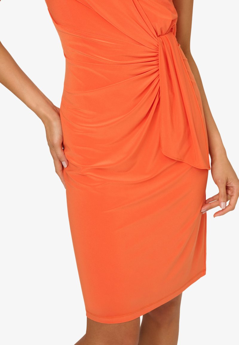 open lace back dress Red Mu Color Block Chiffon Trapeze Dress With Chain Halter Neckline