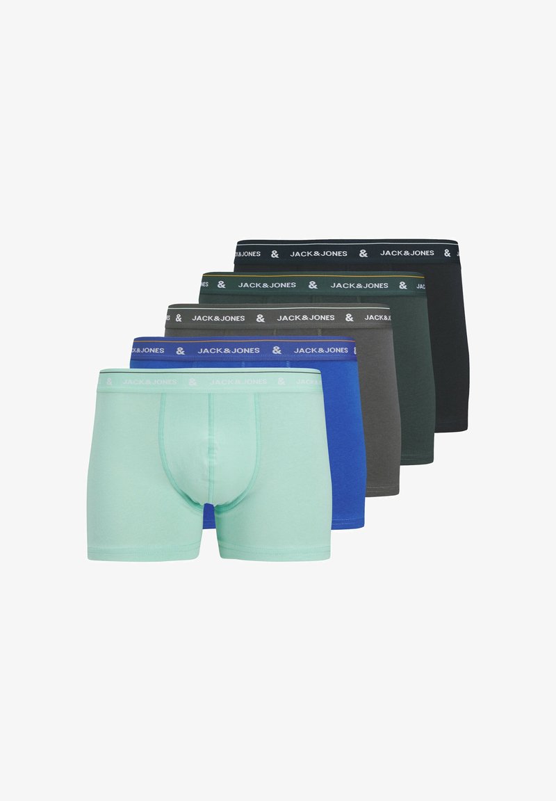 Cinq paires de boxers Jack & Jones dans différentes couleurs : vert clair, bleu, gris foncé, noir et vert foncé. Chacune est dotée d'une ceinture à motif.