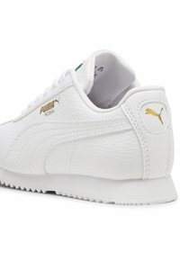 Puma ROMA STANDARD  - Sportcipő - white