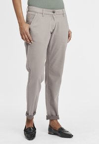 Oxmo OXDONETA - Chino hlače - mid grey