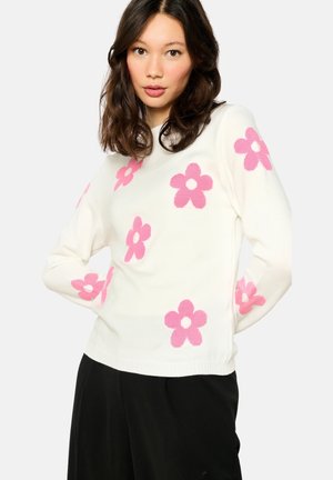 Witte trui met een roze bloemenpatroon, ronde hals, lange mouwen en geribbelde manchetten. Zachte textuur, aangesloten ontwerp, geschikt voor casual gebruik.