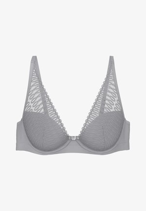 Grauer Spitzen-BH mit Unterdraht, gewellten Kanten und einem kleinen Frontverschluss, der aufwendige Spitzenmuster auf den Cups und Trägern zeigt.