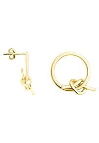 Guldörhängen med en knutdetalj, slät yta, cirkulär form och stiftbakstycke. Varje örhänge har en unik designvinkling.