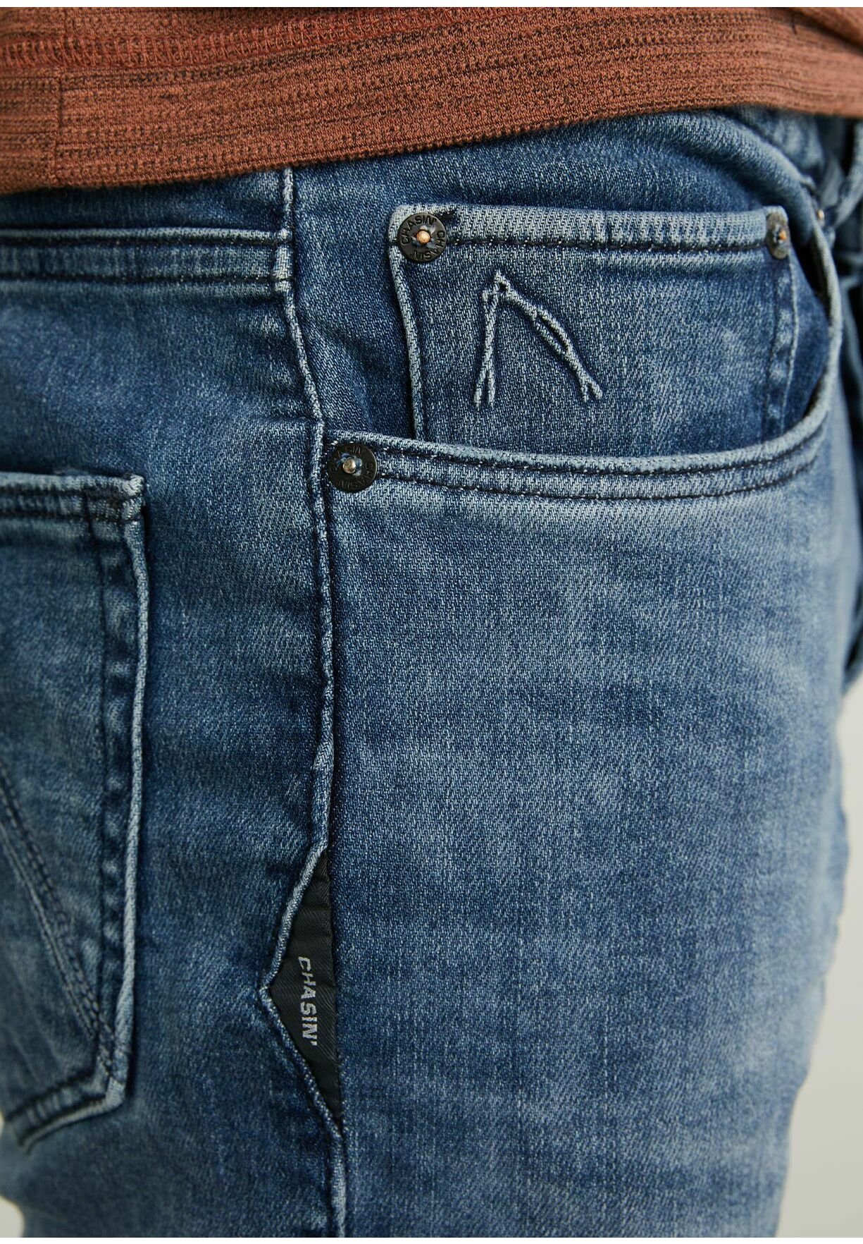 CHASIN' IGGY SHIELDS - Slim fit jeans 