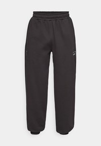 Selecionado, puma black team silver
