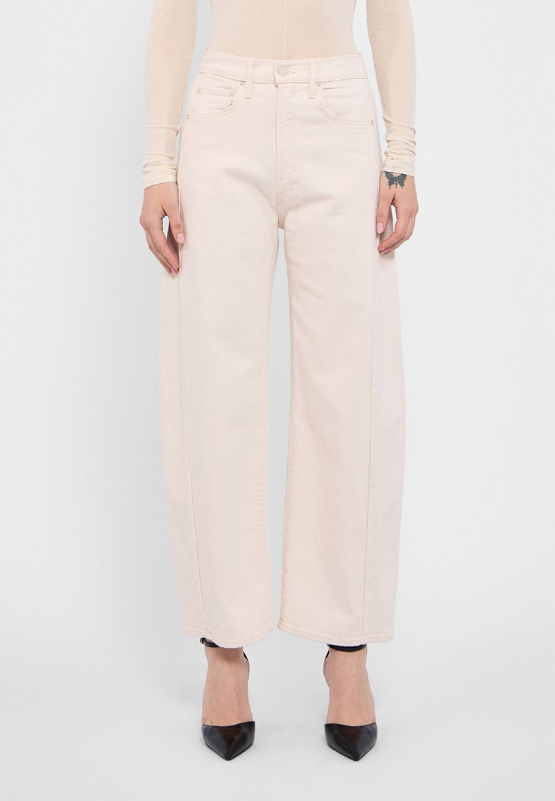 Mother THE HALF PIPE ANKLE - Džinsi ar platām starām - off-white