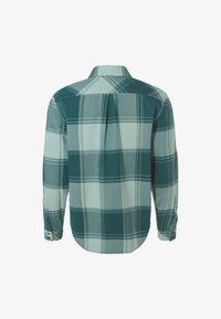 Selezionato, deep pond